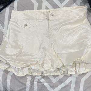 Chic White Mini Skirt